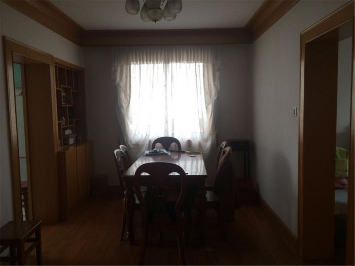 光明南村 5室2厅1卫 191m&sup2;