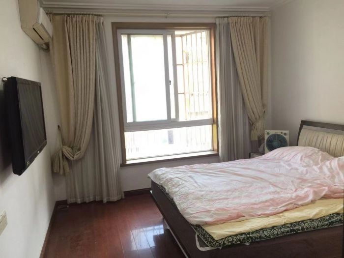 健康公寓 3室1厅1卫 148m&sup2;