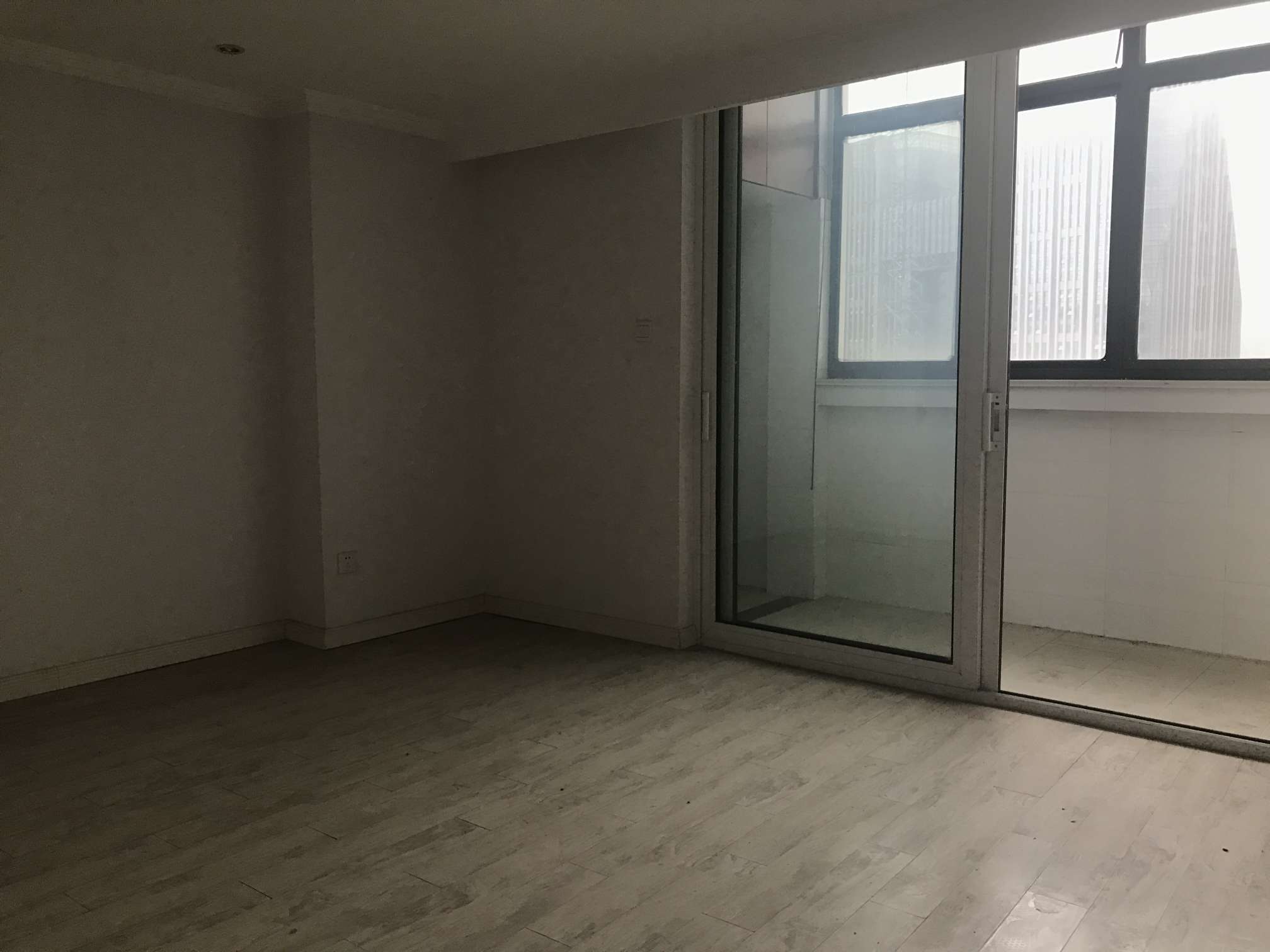 金海岸国际广场 3室2厅2卫 112.58m&sup2;