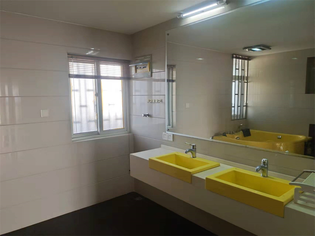 北濠大厦 3室2厅2卫 115m&sup2;