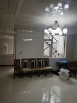 军山花园 4室2厅3卫 165m&sup2;