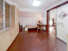 通明花苑 3室2厅2卫 115m&sup2;