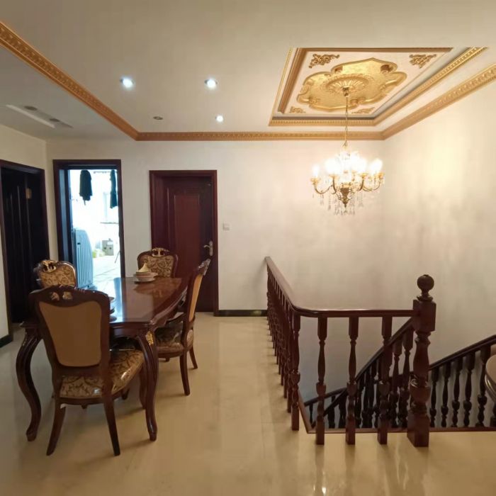 海天大厦 5室2厅2卫 255.00m&sup2;