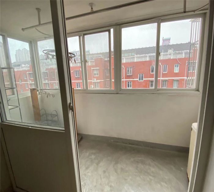 秦灶新村 2室2厅1卫 80m&sup2;