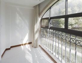 高迪晶城 3室2厅1卫 127.2m&sup2;