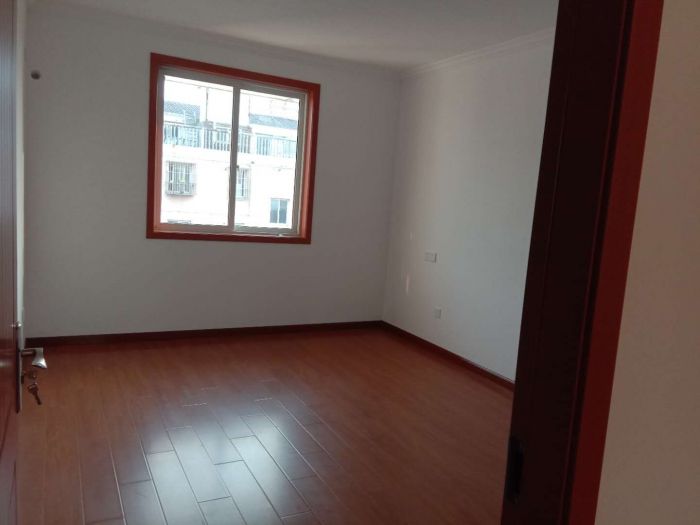 新华佳园 4室2厅1卫 142.91m&sup2;