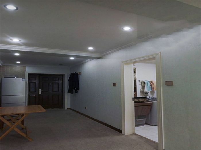 凤凰莱茵苑 1室1厅1卫 42m&sup2;
