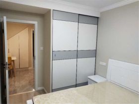 碧桂园云峯中心 2室2厅1卫 81m&sup2;