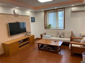 春晖花园 4室2厅1卫 157m&sup2;