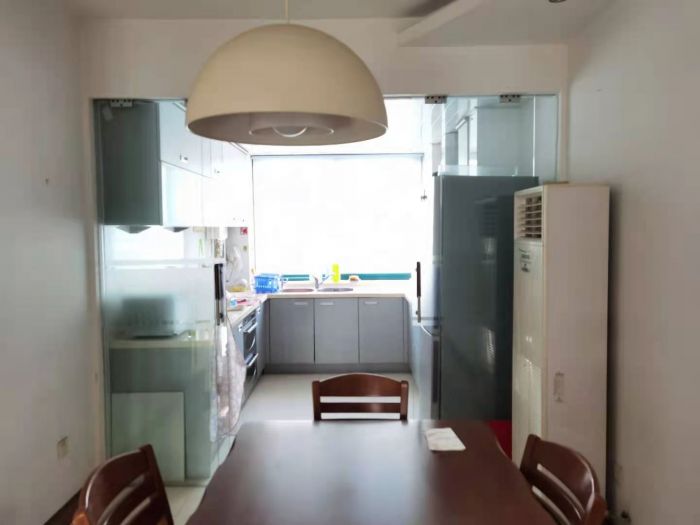 都市华城 4室2厅2卫 169.76m&sup2;