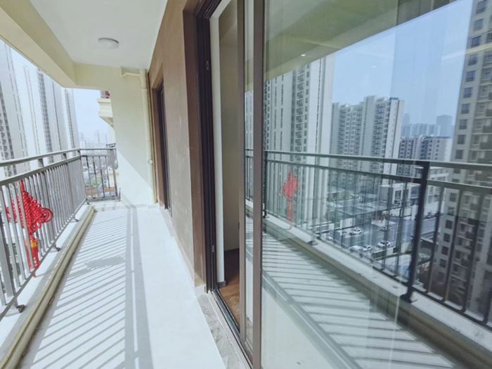 春风南岸东园 3室2厅1卫 96m&sup2;