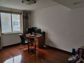 五山公寓 4室2厅2卫 260m&sup2;