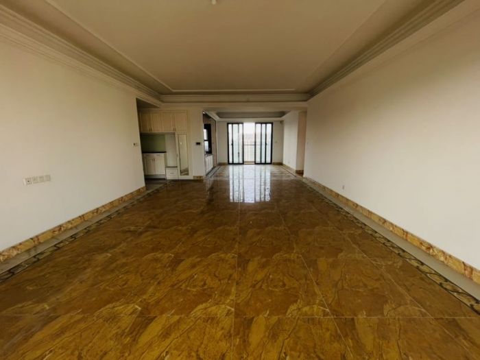 碧桂园(南通经济技术开发区) 6室2厅3卫 257m&sup2;