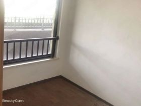 春风南岸东园 3室2厅1卫 96m&sup2;