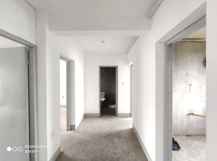 万通城 1室厅卫 98m&sup2;