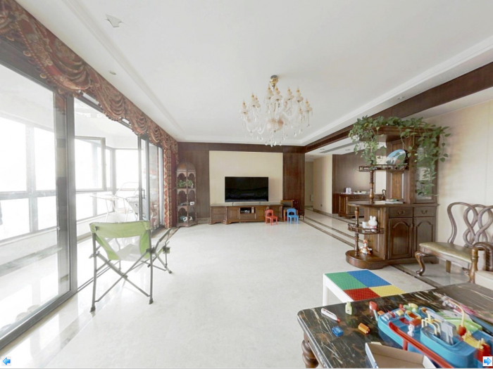 圆融广场公馆 3室2厅2卫 186m&sup2;