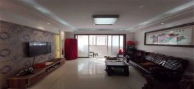紫东花苑 3室1厅1卫 139m&sup2;