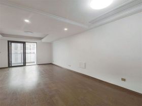 雍华府 3室2厅2卫 98m&sup2;