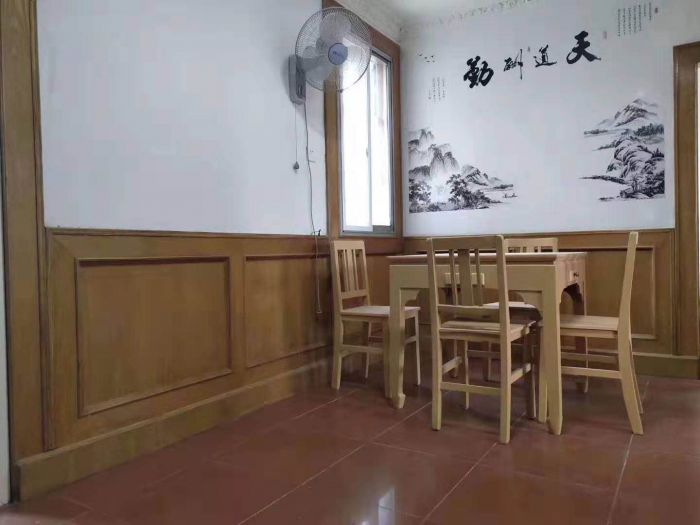 新华园 3室1厅1卫 80m&sup2;