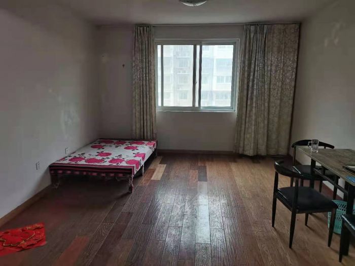 和丰北城锦居 4室1厅1卫 137m&sup2;