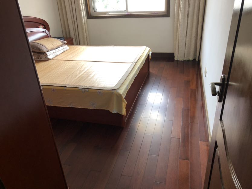 虹桥南村 3室1厅1卫 68.01m&sup2;