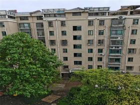 新城小区 3室2厅1卫 125m&sup2;