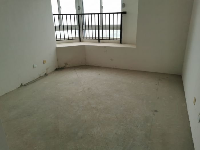 绿地新都会 3室2厅1卫 130m&sup2;
