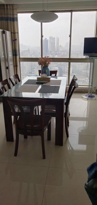 王府大厦 3室2厅2卫 183m&sup2;
