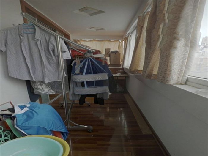 天馨花苑 3室2厅1卫 120m&sup2;