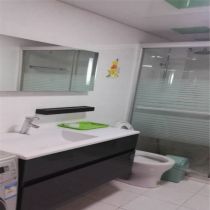 滨河东城 5室3厅1卫 134m&sup2;