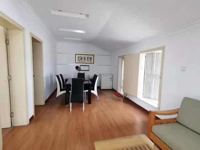 天都花苑 6室2厅2卫 225m&sup2;