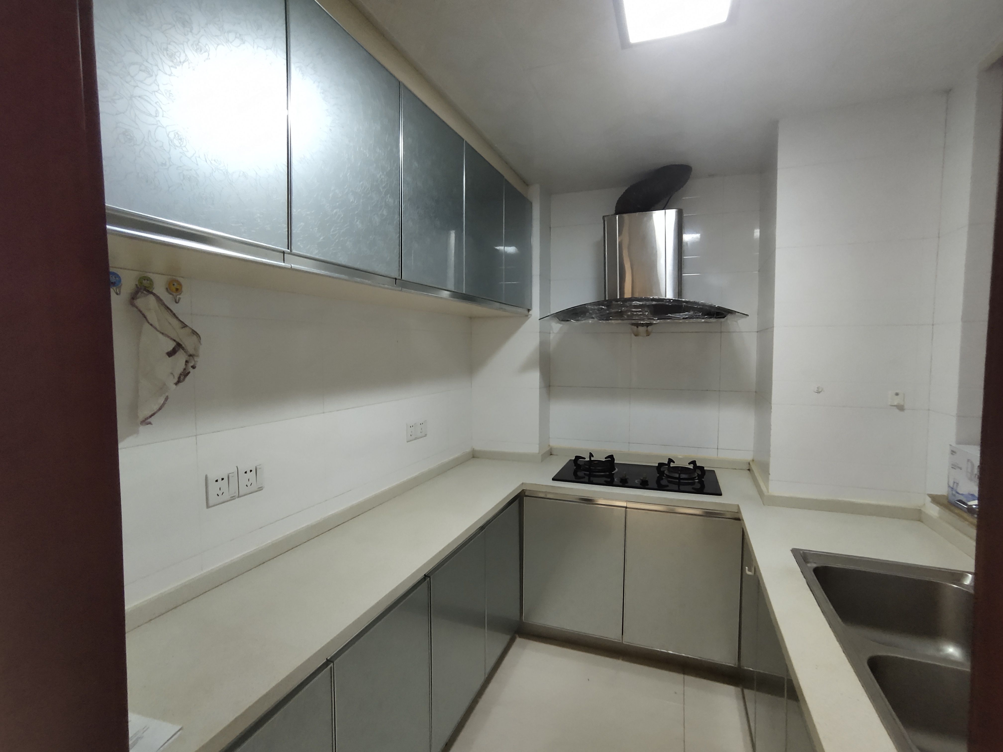 优山美地花园 2室1厅1卫 84m&sup2;