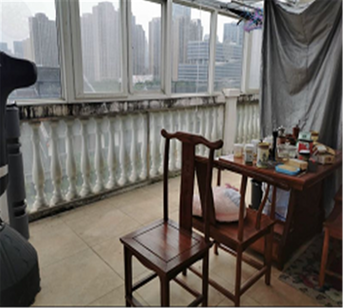 滨江花园 4室3厅2卫 214m&sup2;