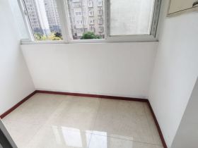 景河苑 5室厅1卫 145m&sup2;