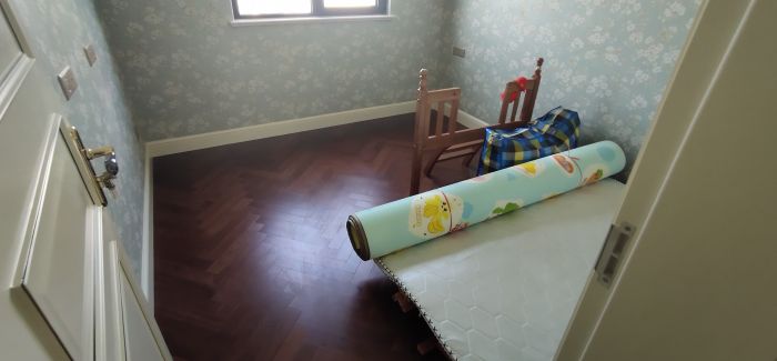 中海铂樾府 4室2厅2卫 175m&sup2;