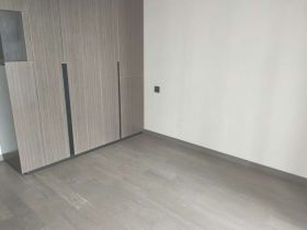 万科翡翠公园 3室2厅2卫 105m&sup2;
