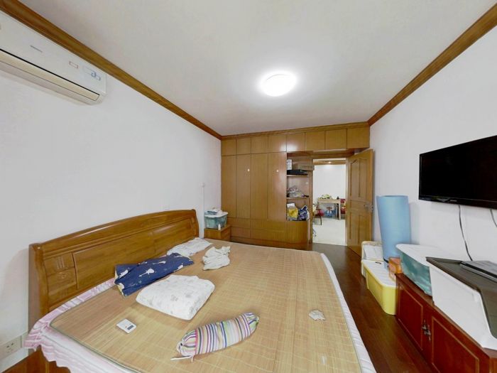 富丽花园 3室2厅2卫 130m&sup2;