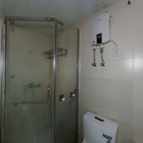 凤凰莱茵苑 1室1厅1卫 48m&sup2;