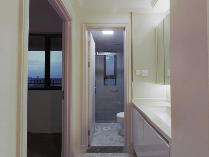 红星天铂 3室2厅2卫 128m&sup2;