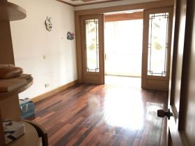 龙王桥新村 3室2厅2卫 186m&sup2;