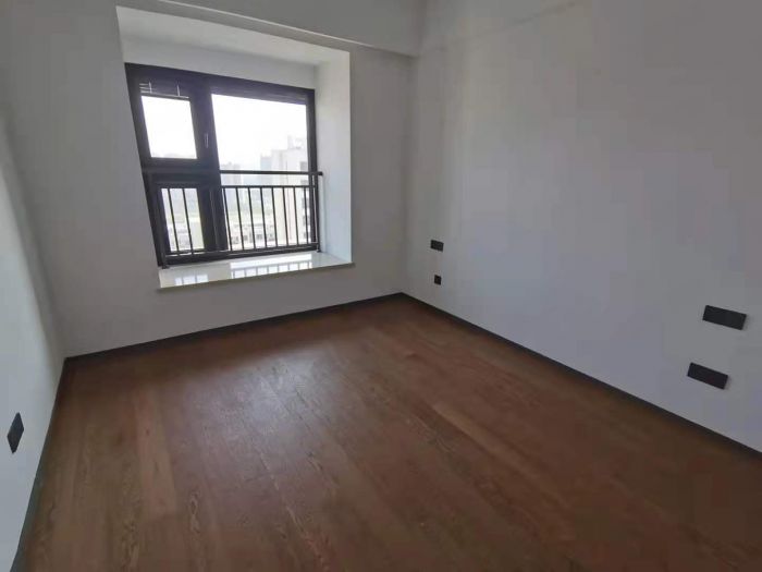 春风南岸东园 3室2厅1卫 96m&sup2;