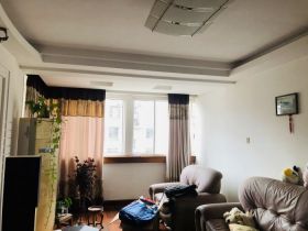 学田北苑 5室2厅2卫 162m&sup2;