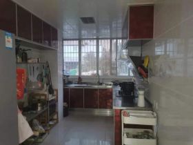 郭里园 3室2厅1卫 141.9m&sup2;