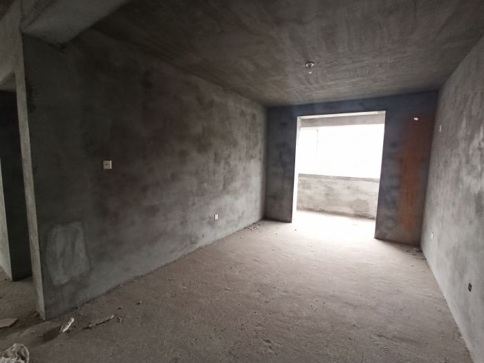 银洋河公寓 3室2厅1卫 126m&sup2;