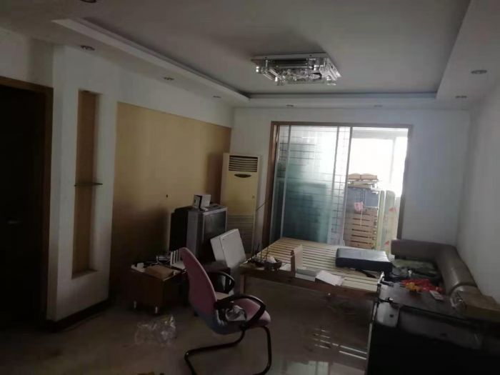 城港花苑 3室厅卫 126m&sup2;