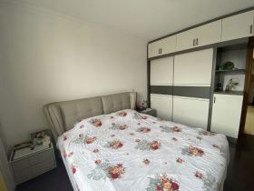 越江新村 4室2厅2卫 161m&sup2;