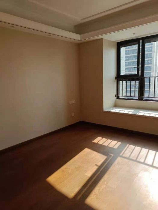 绿城沁园 3室2厅2卫 130.00m&sup2;
