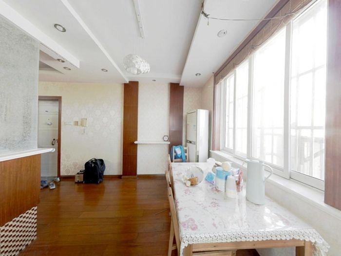 朝晖花园 3室2厅1卫 117.92m&sup2;