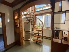 教育新村 3室1厅1卫 158m&sup2;