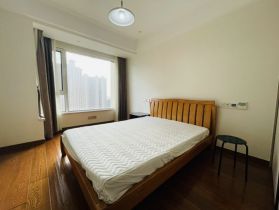 中南世纪花城三期 3室2厅2卫 138m&sup2;